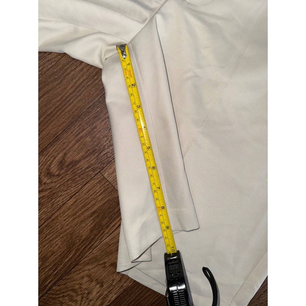 IZOD Golf Shorts Flat Front Casual Chino Khaki Beige Women's Size 34 - Picture 4 of 7